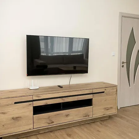 Casa Novara - Relax & Enjoy In By Flat Mаnаger 瓦爾納